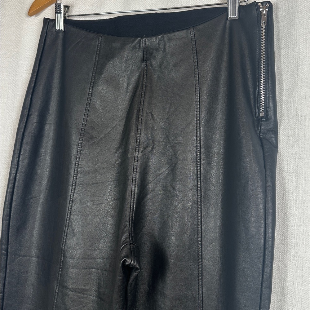 New Look Curves sz 14 Black Leather like faux Leggings leather pants - Picture 3 of 5
